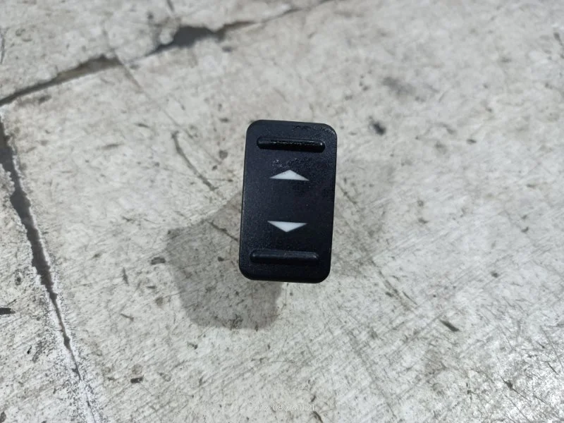 Кнопка стеклоподъемника Ford Mondeo 4 (07-14)