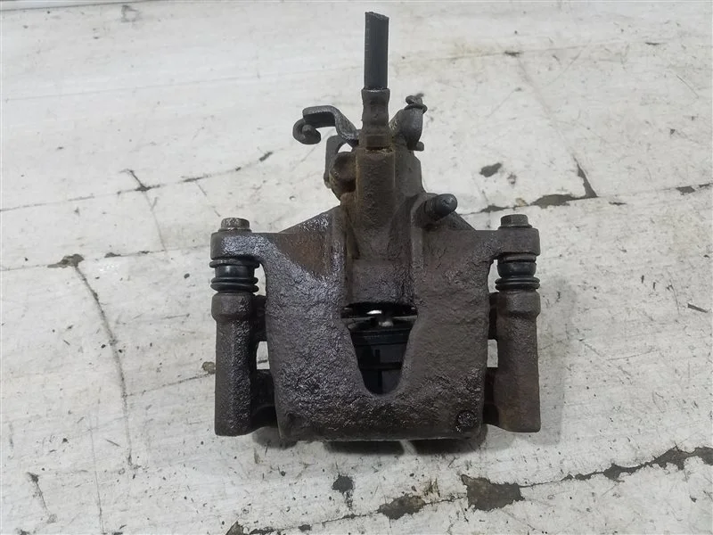 Суппорт задний правый Ford Mondeo 3 (00-07) СЕДАН