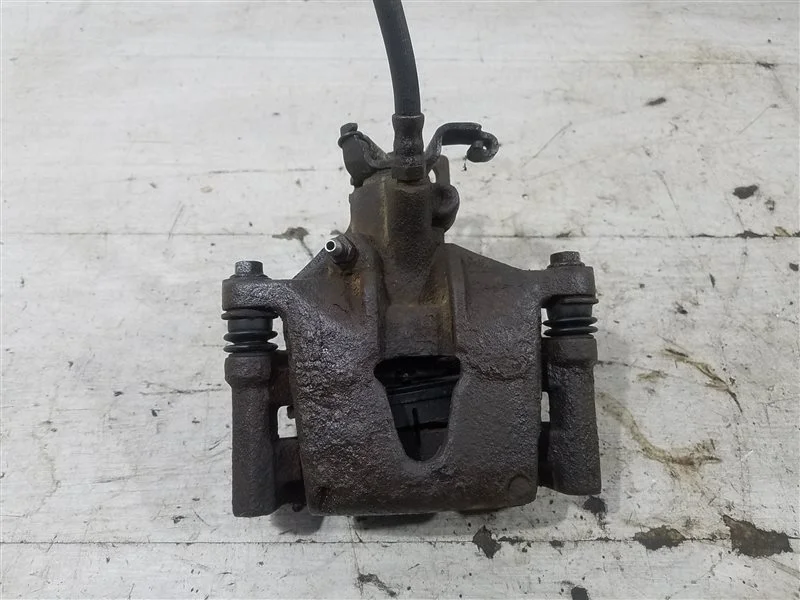 Суппорт задний левый Ford Mondeo 3 (00-07) СЕДАН