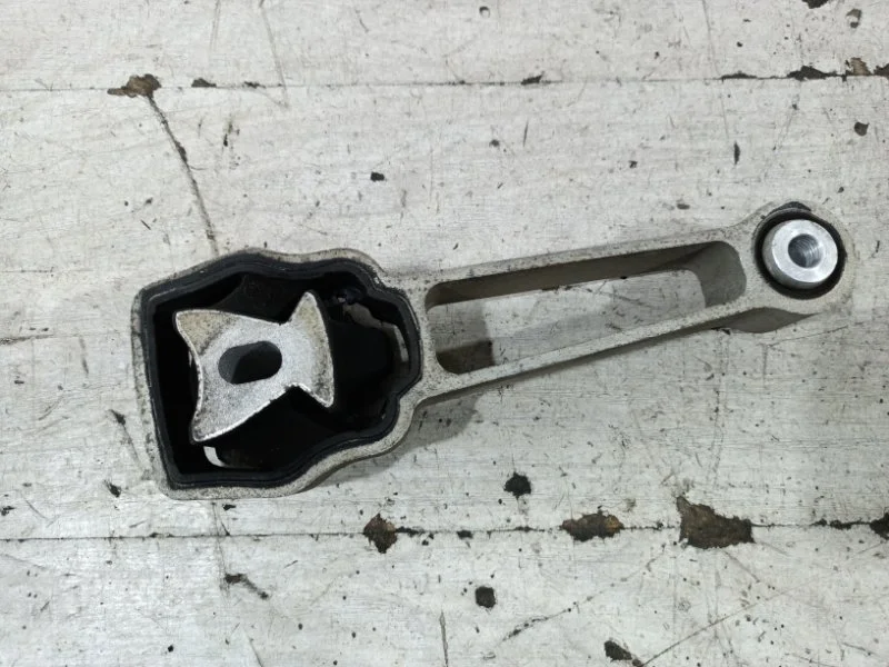 Опора двигателя задняя Ford Mondeo 4 (07-14)