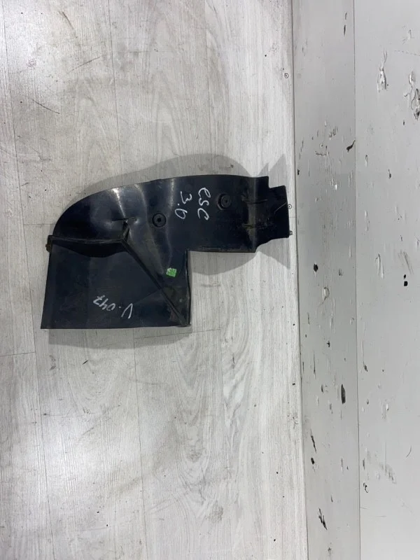 Подкрылок задний левый задний левый FORD Escape