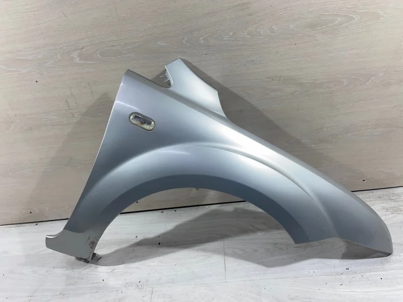 Крыло переднее правое Ford Focus 2 ХЕТЧБЭК 1.8L