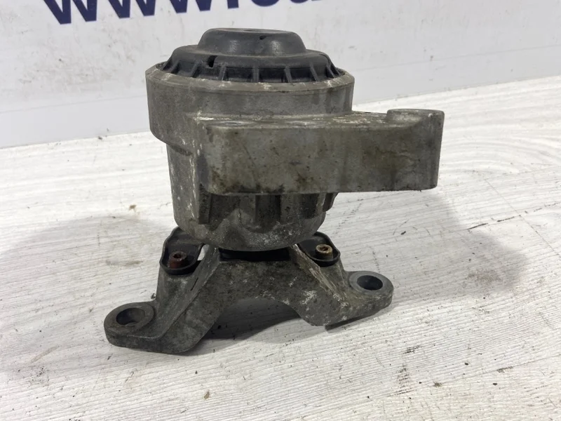 Опора двигателя правая Ford S-MAX (06-15) SAV 2.0L