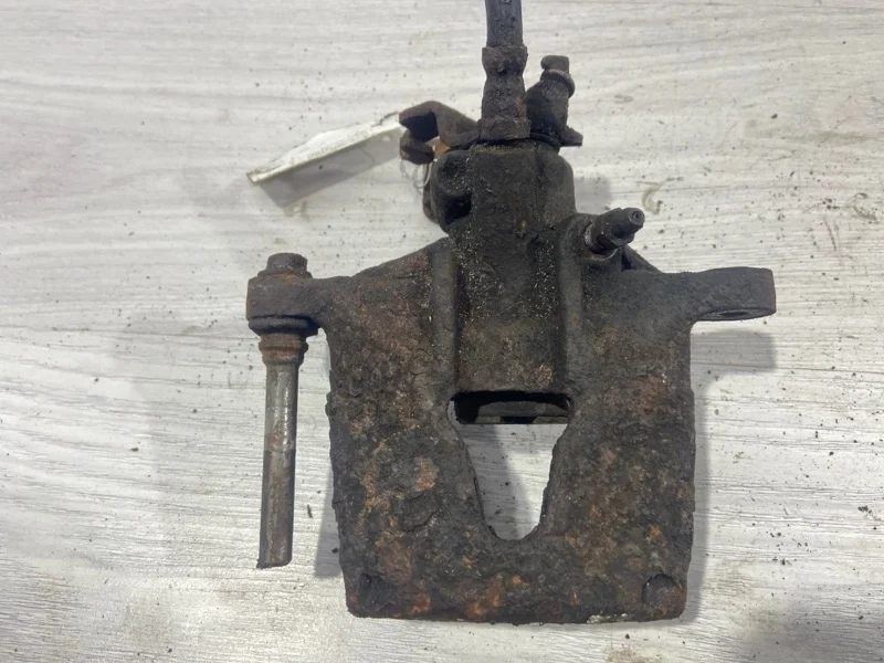 Суппорт задний правый Ford Mondeo 3 (00-07)