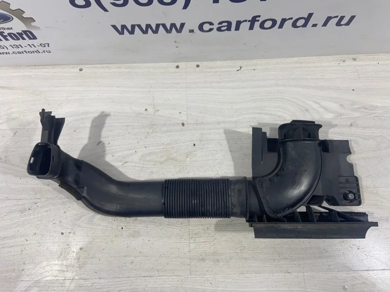 Воздухозаборник Ford S-MAX (06-15) SAV 2.0L