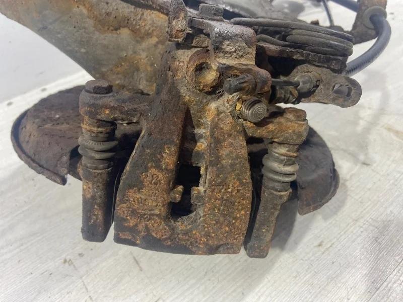 Суппорт задний правый Ford Mondeo 4 (07-14)