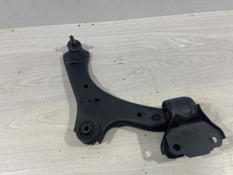 Рычаг передний правый Ford Mondeo 4 (07-14)