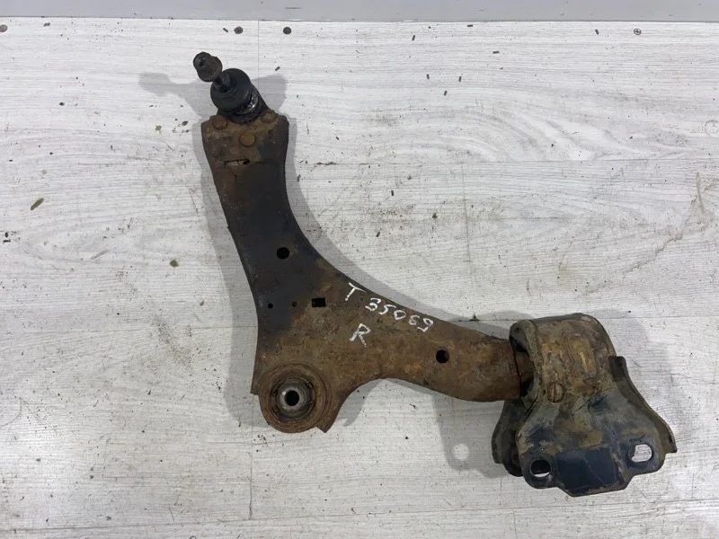 Рычаг передний правый Ford Galaxy (06-15) LMV 2008