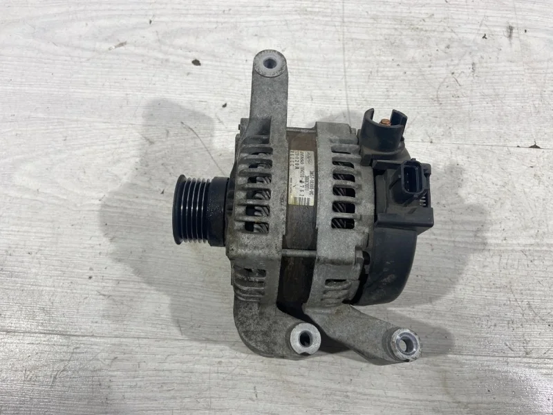 Генератор Ford Focus 2 (04-08) ХЭТЧБЭК 2.0L
