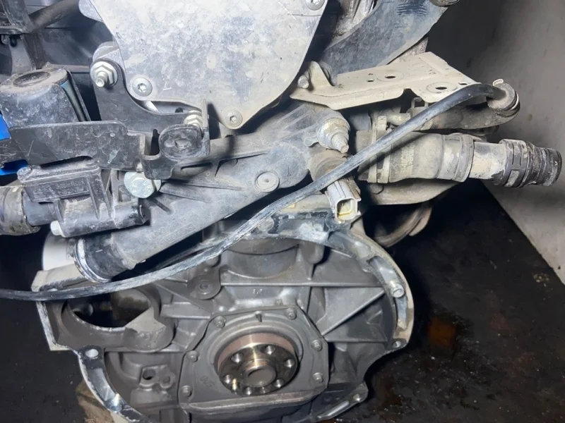 Фланец системы охлаждения (тройник) Ford Focus 3