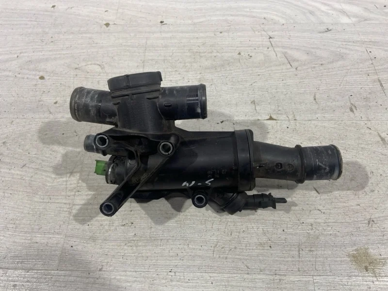 Корпус термостата FORD Mondeo 4 (07-14) ХЭТЧБЕК