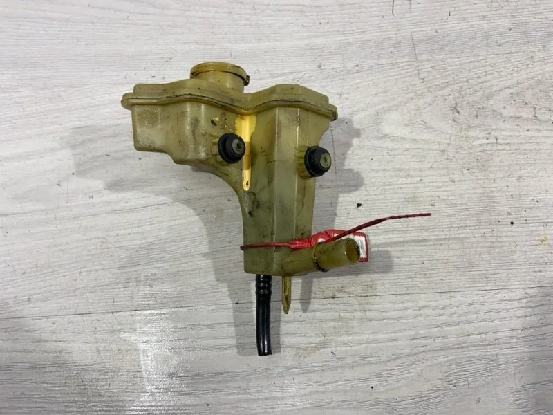 Бачок гидроусилителя Ford Fusion (01-12) UAV 1.6L