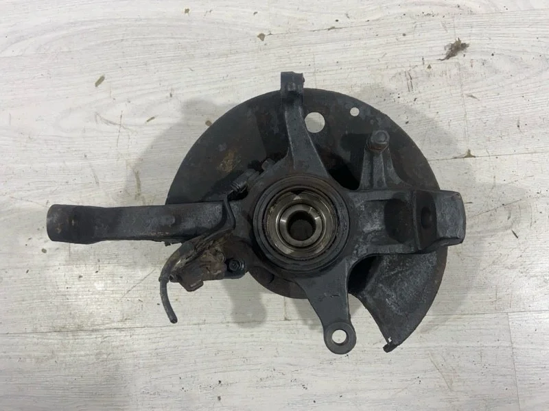 Кулак поворотный передний левый Ford Ranger