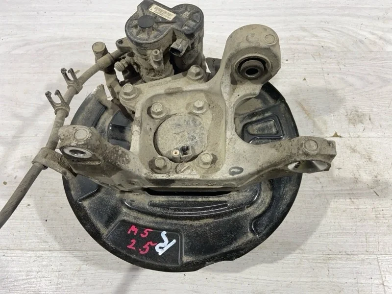 Кулак поворотный задний правый Ford MONDEO 5