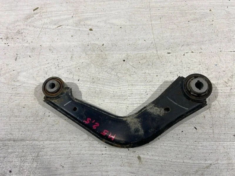 Рычаг задний (серповидный) Ford MONDEO 5 (2019&gt;)