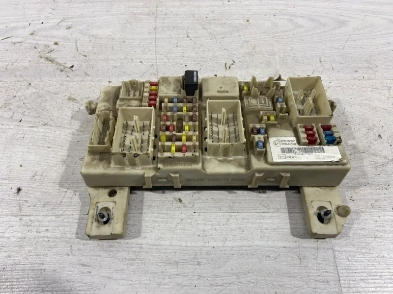 Блок предохранителей (салонный) Ford C-MAX (07-10)