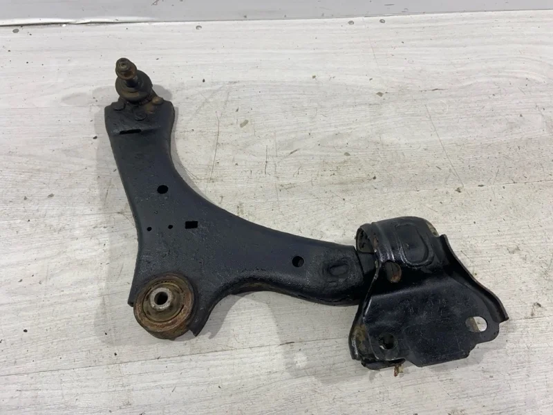 Рычаг передний правый Ford Mondeo 4 (07-14)