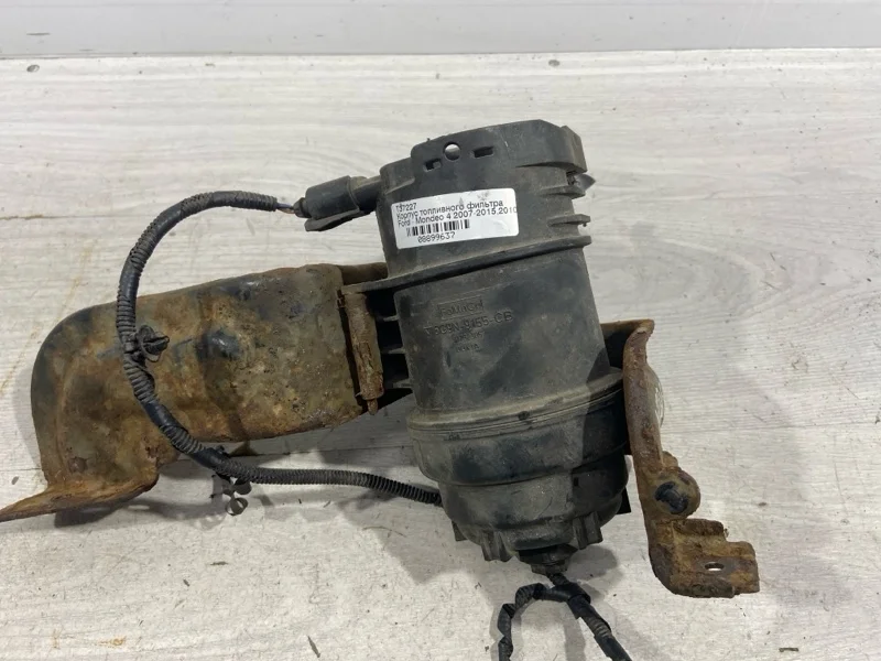 Фильтр топливный в сборе Ford Mondeo 4 (07-14)