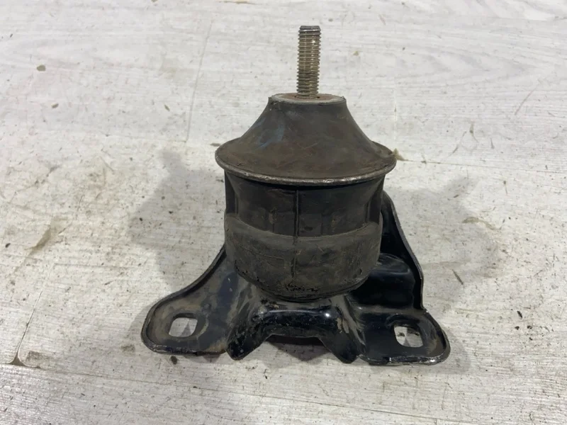 Опора двигателя правая FORD Mondeo 3 (00-07)