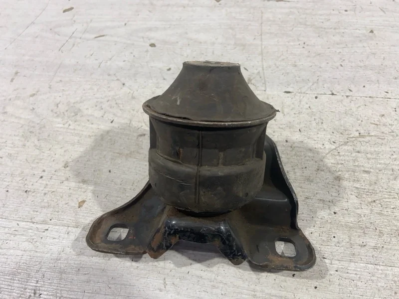 Опора двигателя правая Ford Mondeo 3 ST (00-07)