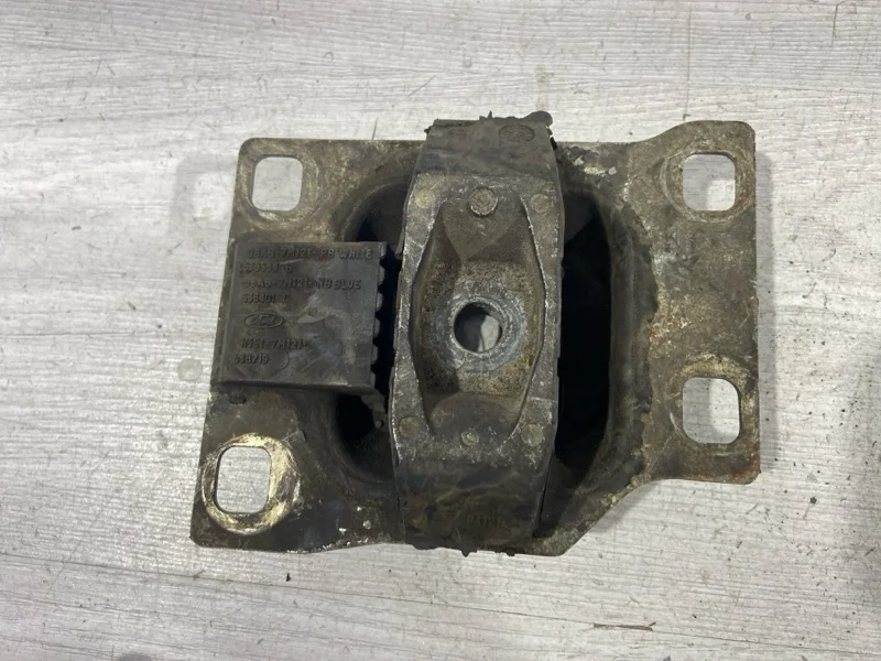 Опора двигателя левая Ford Tourneo/Connect (02-13)