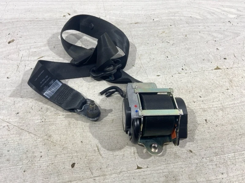 Ремень безопасности пер правый Ford Kuga 2 (12-19)