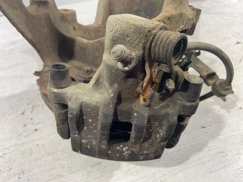 Суппорт задний правый Ford Kuga 2 (12-19) SUV 1.5L