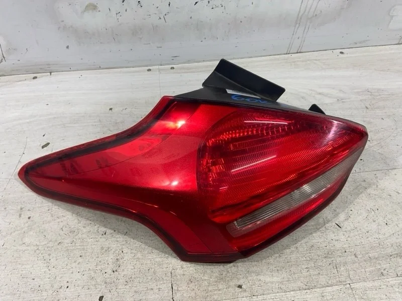 Светодиодный фонарь задний Левый Ford Focus 3