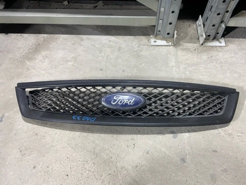 Решетка радиатора Ford Focus 2 (04-08) ХЭТЧБЭК