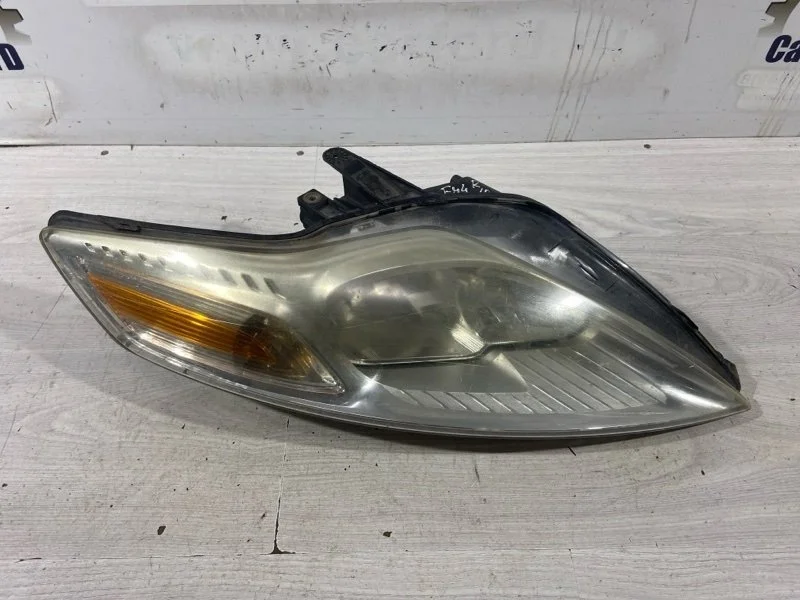 Фара правая Ford Mondeo 4 (07-14) ХЭТЧБЭК 2008