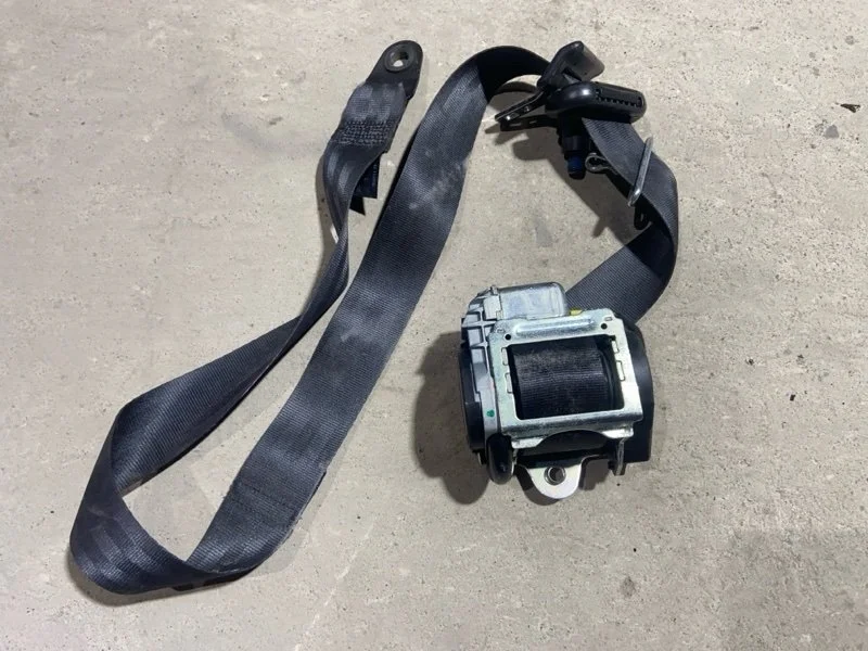 Ремень безопасности пер левый Ford S-MAX SAV 1.6L