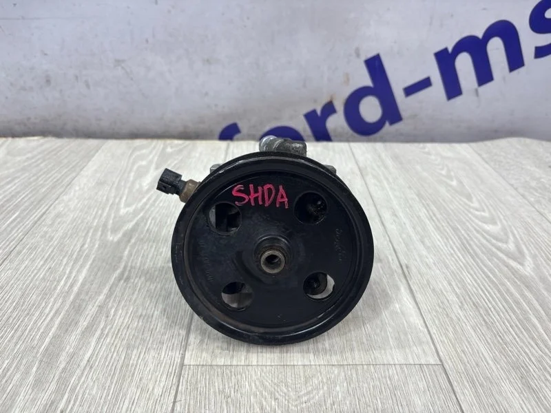 Насос гидроусилителя руля FORD FOCUS 2 2009