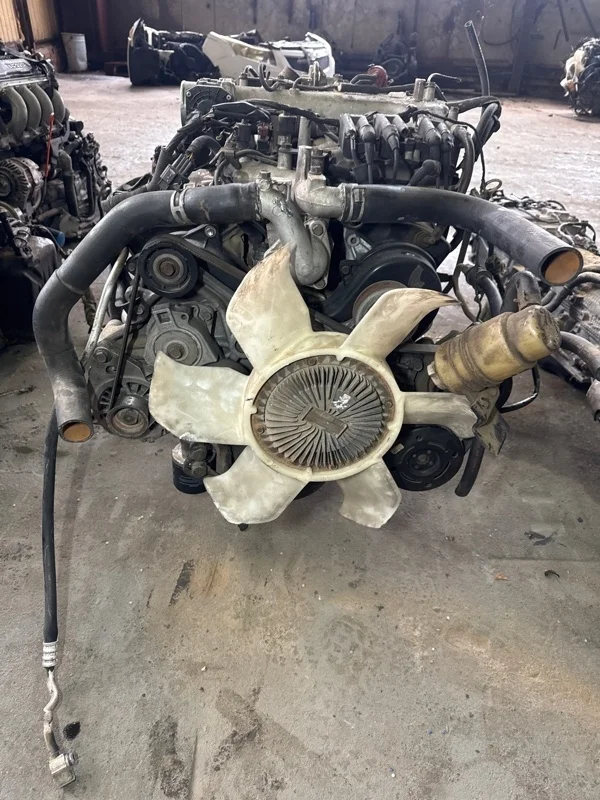 Двигатель Mitsubishi Pajero 6G72 V60-V70 6G72 3.0