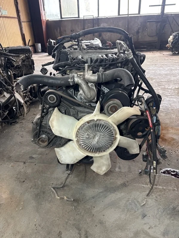 Двигатель Mitsubishi Pajero 6G72 V60-V70 6G72 3.0