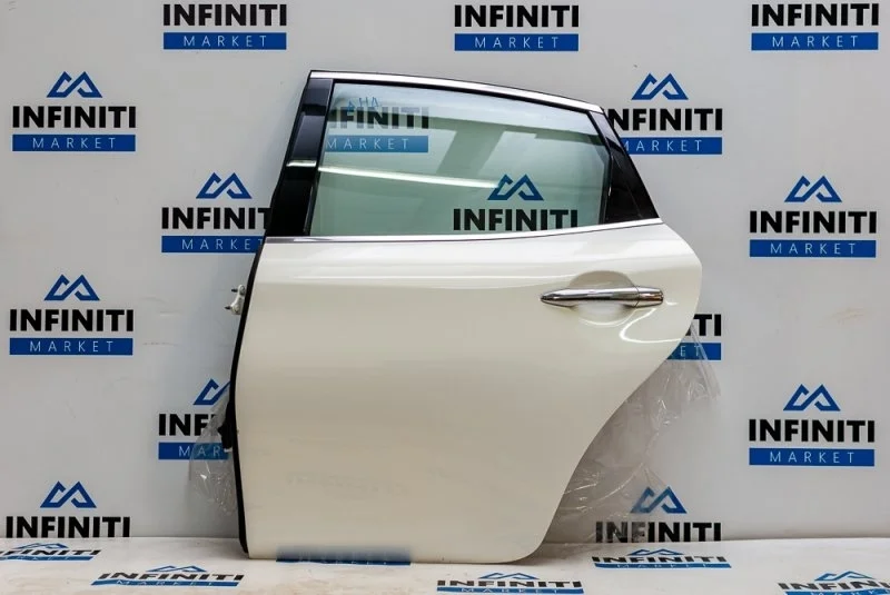 Дверь задняя левая INFINITI Q70 Y51