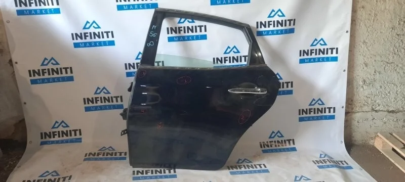 Дверь задняя левая INFINITI M37 Y51