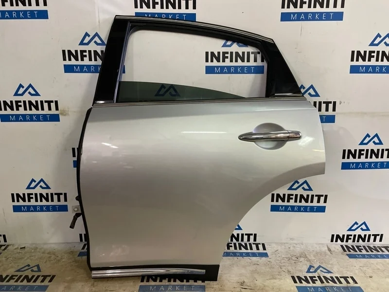 Дверь задняя левая INFINITI QX70 S51