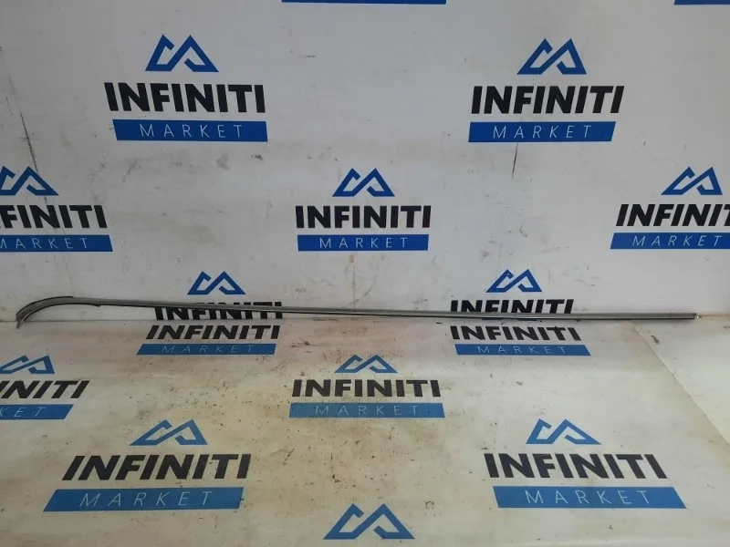 Молдинг крыши (над дверью) правый INFINITI QX80