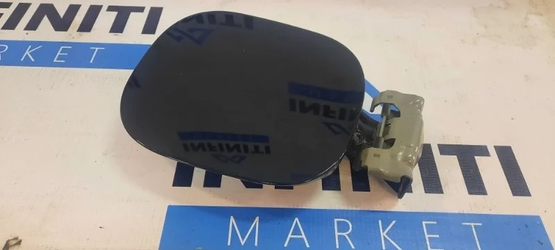 Лючок топливного бака (крышка бензобака) INFINITI