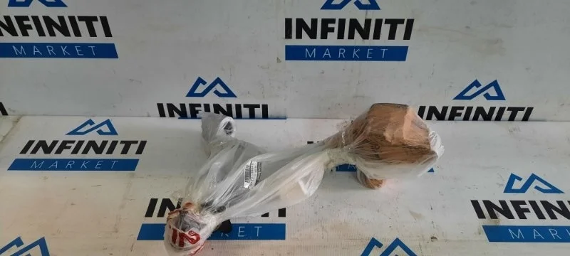 Рычаг подвески нижний передний правый INFINITI G37