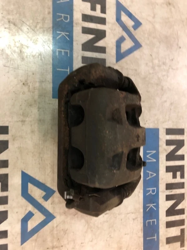 Суппорт тормозной передний левый INFINITI QX70 S51