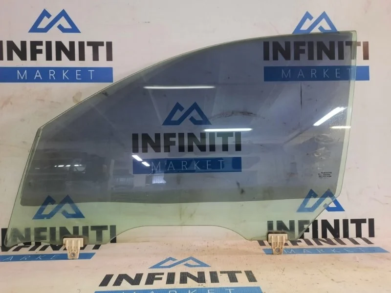 Стекло двери переднее левое INFINITI Q70 Y51
