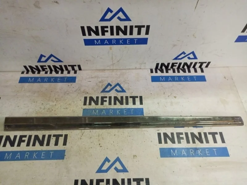 Молдинг двери нижний передний левый NISSAN