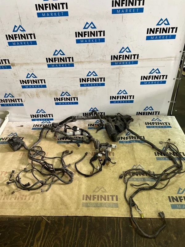 Проводка подкапотного пространства INFINITI QX70