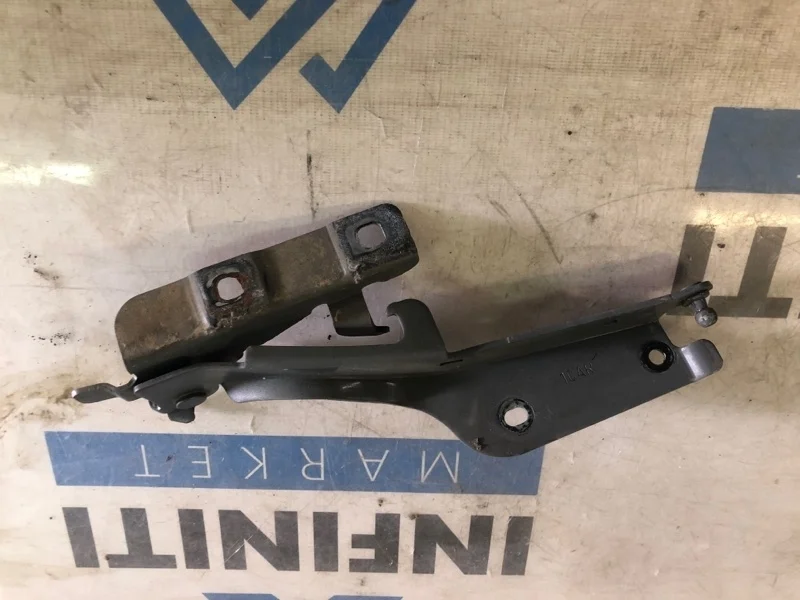 Петля капота правая INFINITI QX70 S51