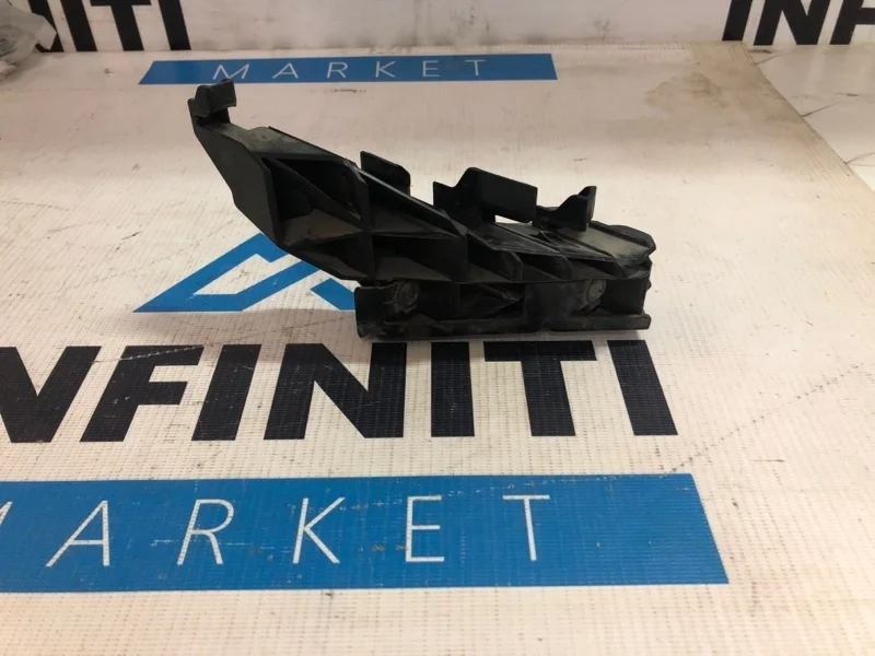 Кронштейн фары передний правый INFINITI QX70 S51