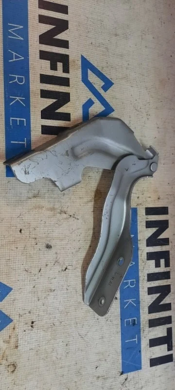 Петля капота передняя левая INFINITI QX80 Z62