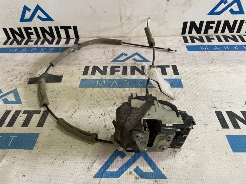 Замок двери передний левый INFINITI QX70 S51 V9X