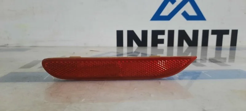 Катафот бампера (отражатель) задний левый INFINITI