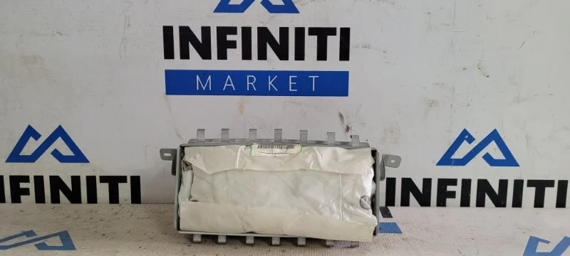 Подушка безопасности в торпеду INFINITI QX70 S51